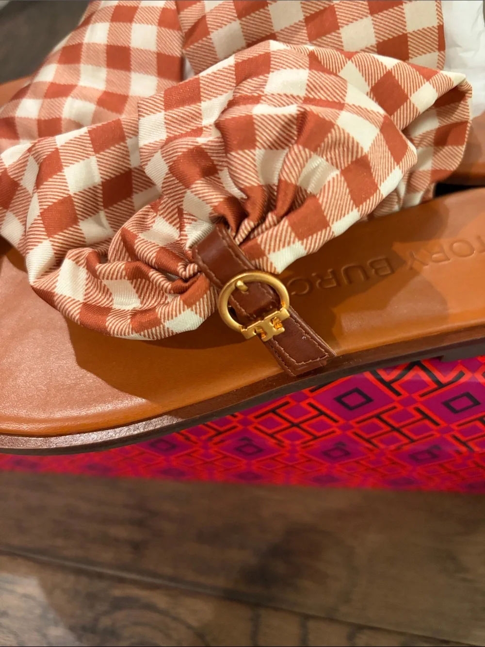 New in Box Tory Burch Selby Scarf Sandal Sz 8